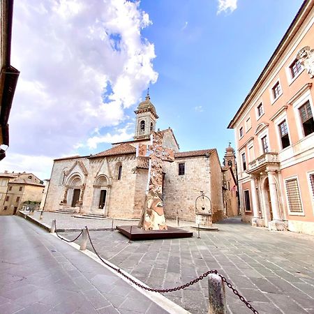 Antico Borgo Apartment San Quirico d'Orcia Luaran gambar