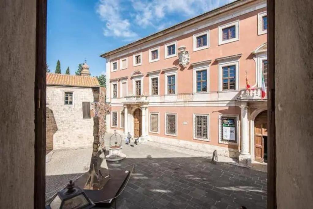 Antico Borgo Apartment San Quirico d'Orcia Luaran gambar