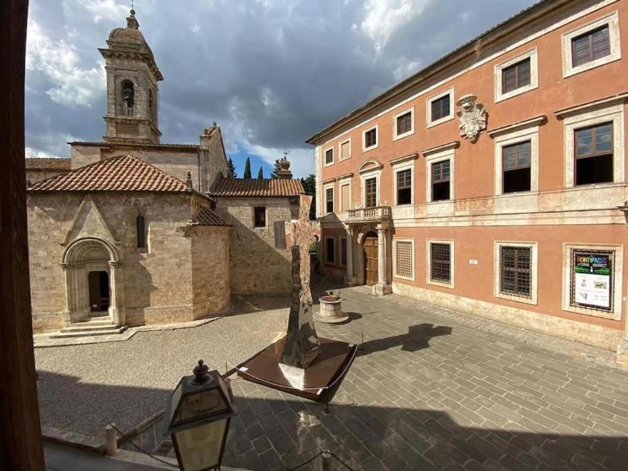 Antico Borgo Apartment San Quirico d'Orcia Luaran gambar